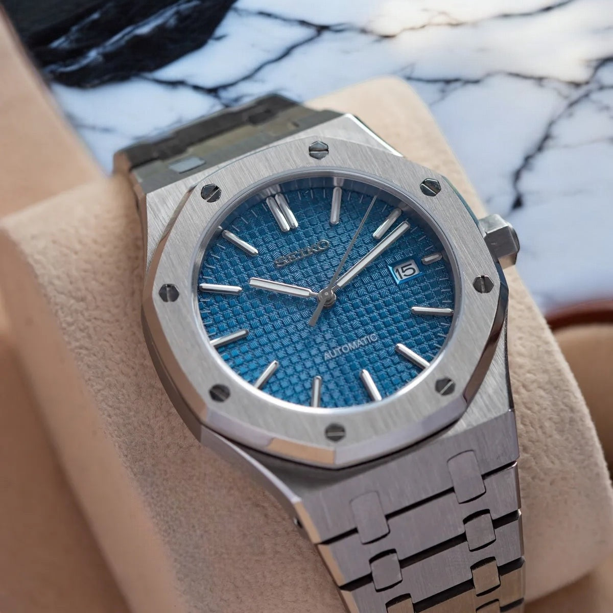 ROYAL SEIKOAK | BLUE