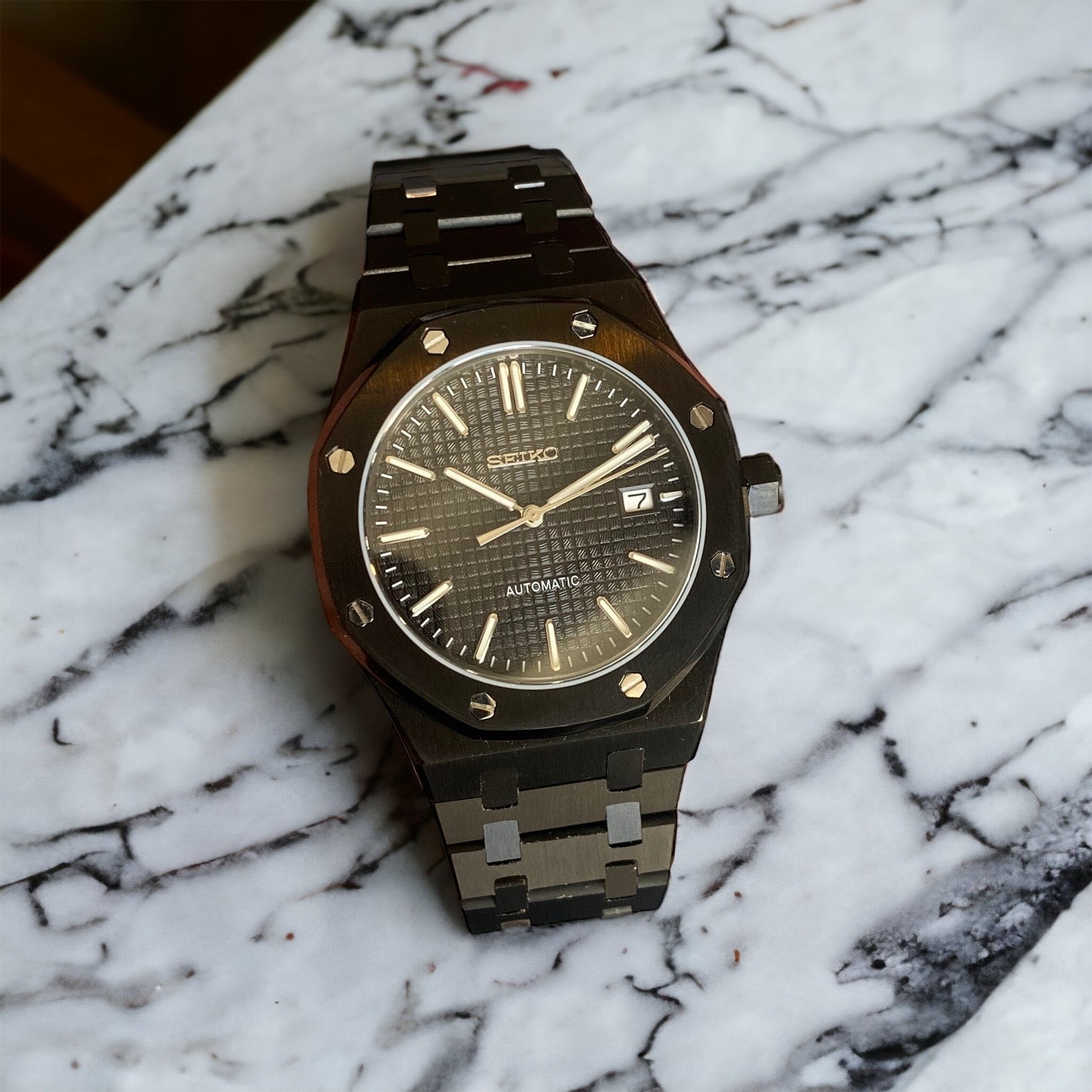 ROYAL SEIKOAK | BLACKED OUT