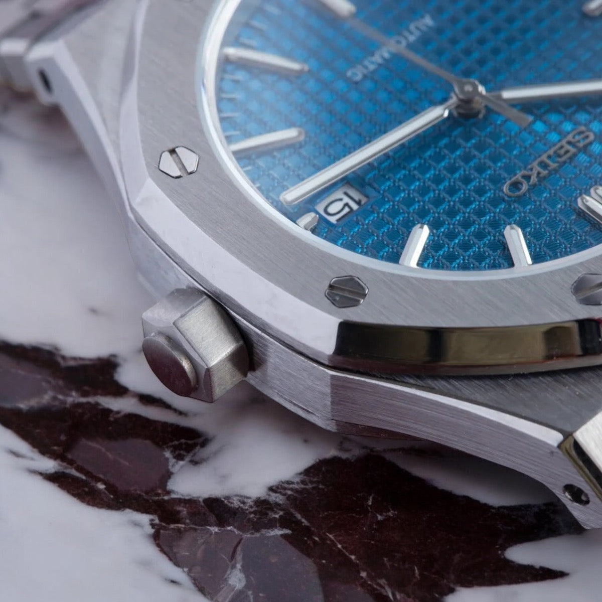 ROYAL SEIKOAK | BLUE